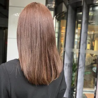 ミディアム カラー 山崎 絵莉香のヘアスタイル