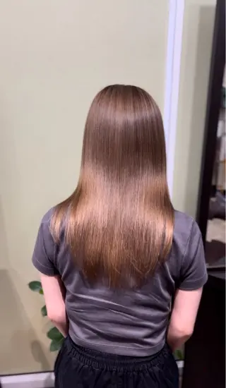 ロング ANFINI所属・長崎 妃日衣のヘアスタイル