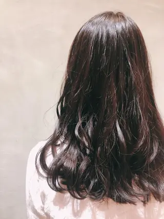 セミロング 小林 愛花のヘアスタイル