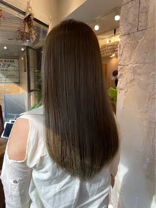 ロング 西尾 成美のヘアスタイル