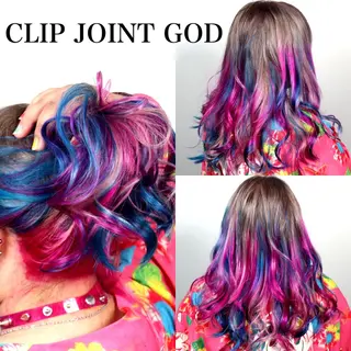 ロング カラー 秋葉 洸平のヘアスタイル