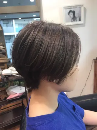 ショート カラー アザマ　ヤスカツ _rosso 川口のヘアスタイル