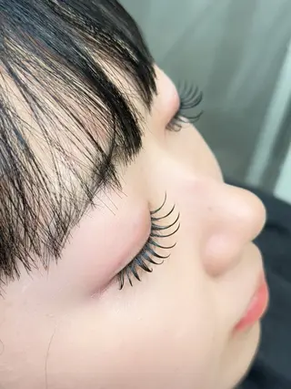 マツエク・マツパ SALON VILLAGE所属・cherien 梅津のマツエク・マツパデザイン