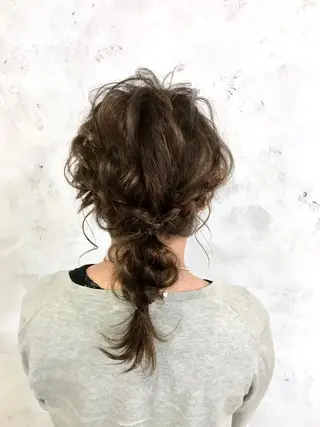 ミディアム 新井 広樹のヘアスタイル