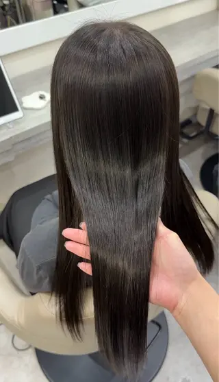ロング カラー 透明感カラー ももかのヘアスタイル