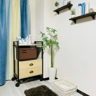 ニキビ・ 肌荒れ専門店のエステ・リラクイメージ