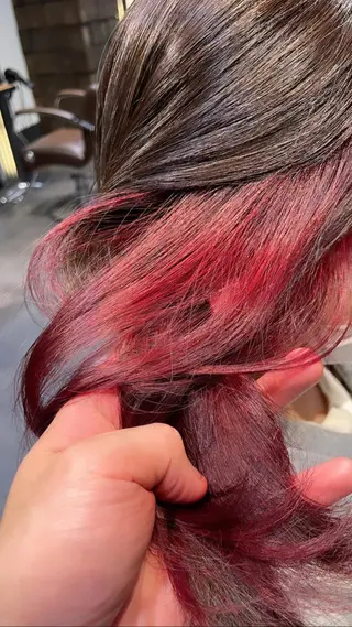 ミディアム カラー ブリーチ＆縮毛矯正 🧸tomoki🧸のヘアスタイル