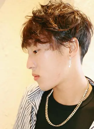 ショート カラー LAMP HAIR  ランプヘアー所属・徳永 博志のヘアスタイル