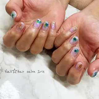 ネイル Hair salon Irie所属・與儀 知佳のネイルデザイン