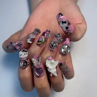 ネイル adorable 〈Kurumi〉のネイルデザイン