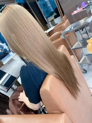 セミロング 髪質改善美髪特化 ルイス奈良のヘアスタイル