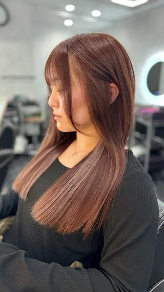 ロング stylist Momoのヘアスタイル