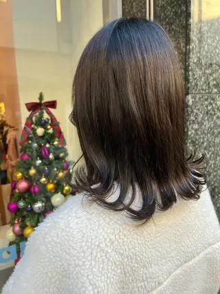 ミディアム カラー 菅沼 紀世のヘアスタイル
