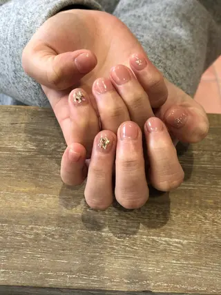 ネイル Nest 三田のマツエク・マツパデザイン