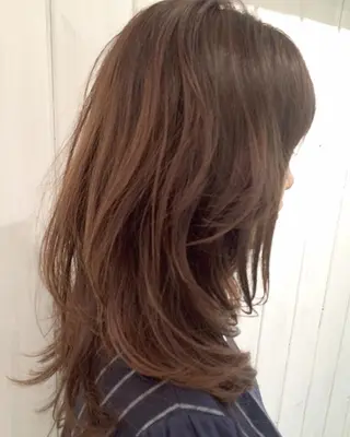 セミロング パーマ 濱岡 恭子のヘアスタイル