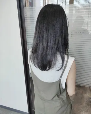 ロング カラー sepiage trois所属・酒井 亜希のヘアスタイル