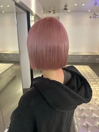 ショート カラー ヘアアレンジ 🎀艶ハイトーン モテ髪🎀さや💜のヘアスタイル