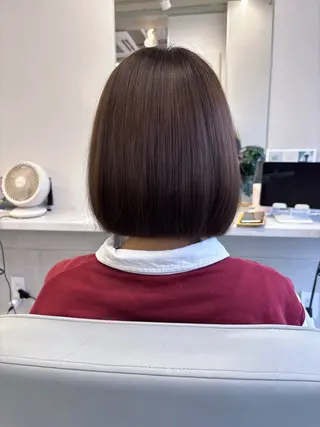 ショート makoto⌇レイヤ ー⌇艶カラー🍒のヘアスタイル