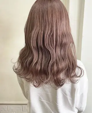 セミロング カラー sherry【シェリー】所属・miho 大国町 柔らかハイトーン💛のヘアスタイル