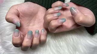 ネイル Amoureuse Satomiのネイルデザイン