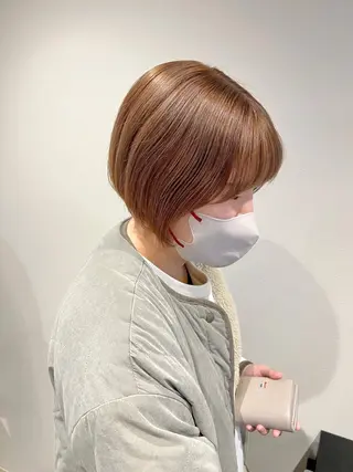 ショート カラー ノイシキ サキのヘアスタイル