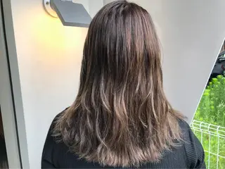 セミロング カラー Rely 美空のヘアスタイル