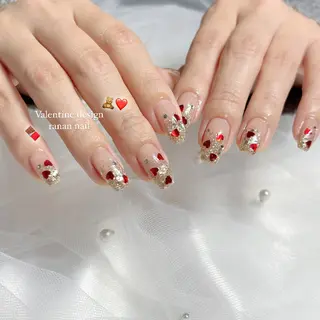 ネイル 𝓇𝒶𝓃𝒶𝓃 𝓃𝒶𝒾𝓁のネイルデザイン