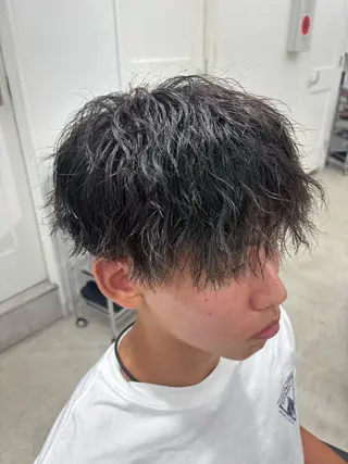 ショート パーマ メンズ 松井 生のヘアスタイル