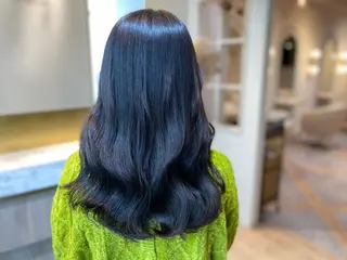 ミディアム momoka .yのヘアスタイル