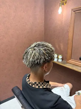 カラー パーマ メンズ E 難波OCAT店所属・E 難波店 Reiのヘアスタイル