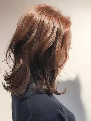 セミロング カラー BIANCO北堀江 AKANEのヘアスタイル