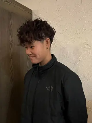 ショート パーマ メンズ そね こまちのヘアスタイル