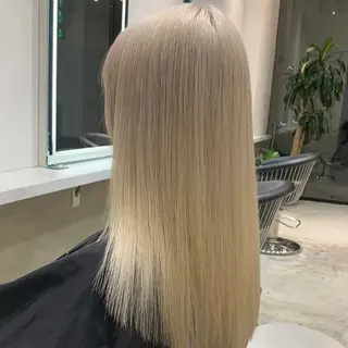 セミロング DEAN豊橋店所属・🩵シオリ/透明感/ ハイトーン🩵のヘアスタイル