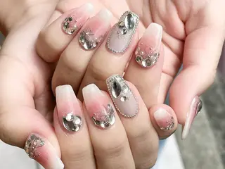 ネイル Nest 三田のマツエク・マツパデザイン