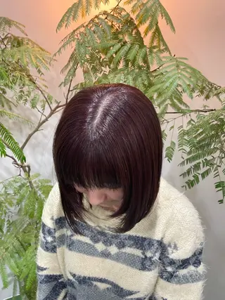 ミディアム 𝐚𝐨𝐢/カット モデルのヘアスタイル