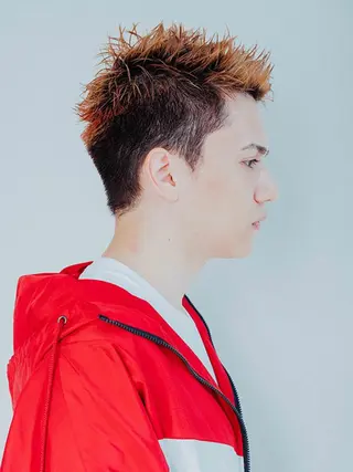 ショート メンズ ハイライト&曲がる 縮毛矯正特化 玉置のヘアスタイル