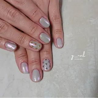 ネイル y ___nailのネイルデザイン