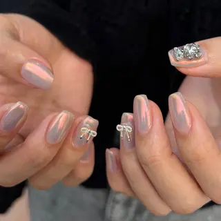 ネイル uri☺︎︎ natsumiのネイルデザイン