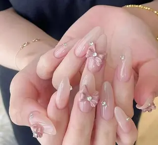 ネイル AngelChris ビューティーサロンのネイルデザイン