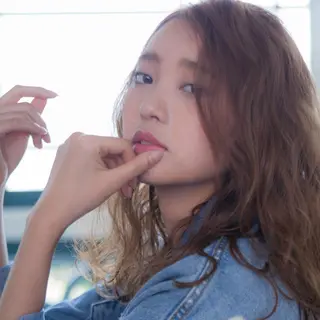 セミロング カラー ヘアアレンジ 山北 咲子のヘアスタイル