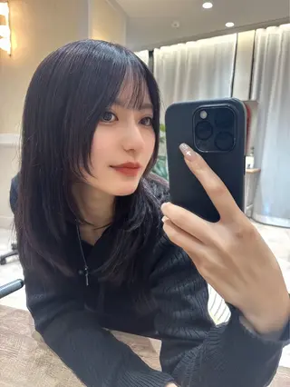 セミロング 彼ウケ抜群🎀垢抜け 艶暗髪🪞一輝のヘアスタイル