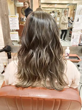 ミディアム カラー ヘアアレンジ 増子 幹樹のヘアスタイル