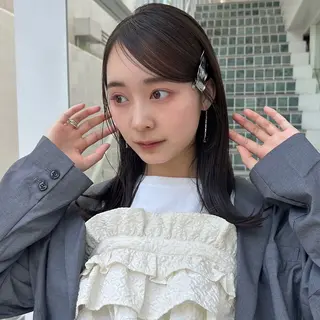 セミロング 🌸透明感/レイヤー / 栗林 彩🌸のヘアスタイル