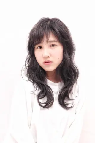 ロング 【コテ巻き風パーマ】 一木快斗のヘアスタイル