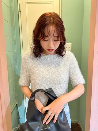 ミディアム カラー iru所属・mi kiのヘアスタイル