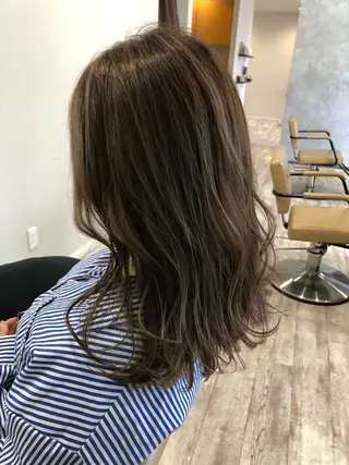 ミディアム salon c.keyのヘアスタイル