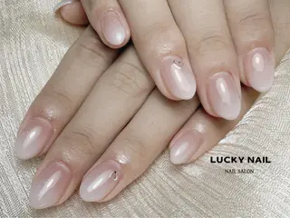 ネイル LUCKY NAILのネイルデザイン