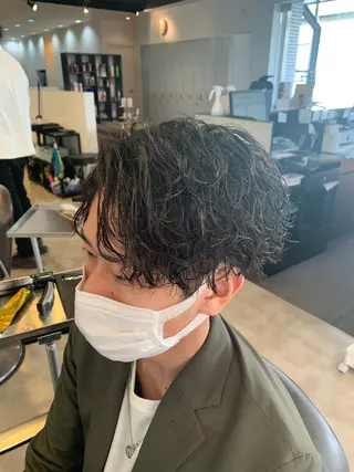 ミディアム メンズパーマ/難波/ 心斎橋　室園亮佑のヘアスタイル
