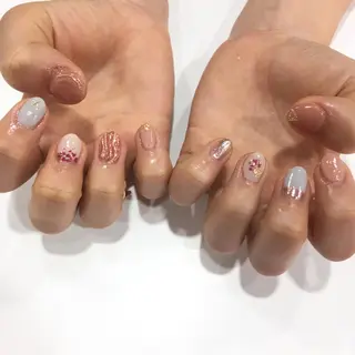 ネイル Allure小山店 Maiのネイルデザイン