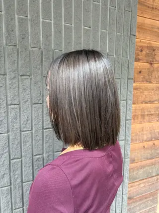 ミディアム カラー 橋本 紗衣のヘアスタイル